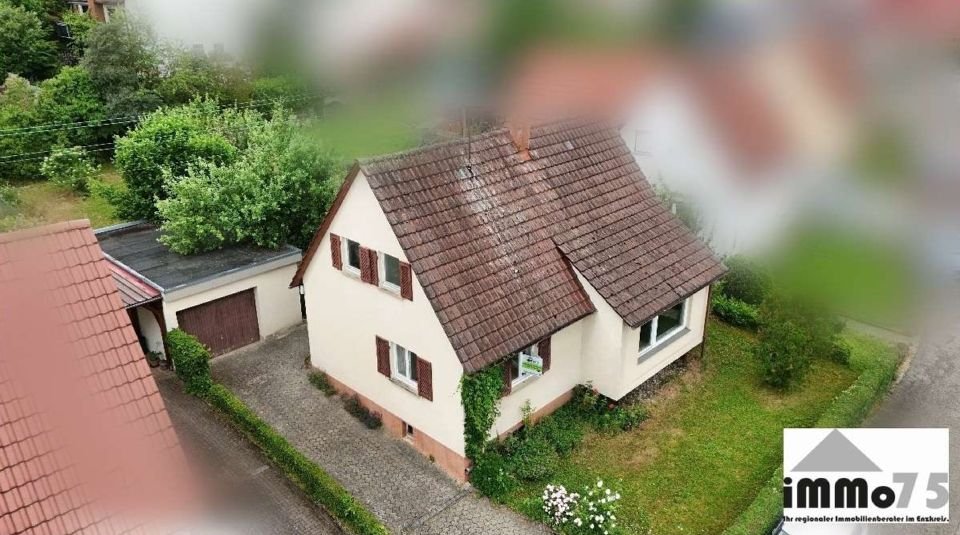 Einfamilienhaus in Maulbronn: Außenansicht